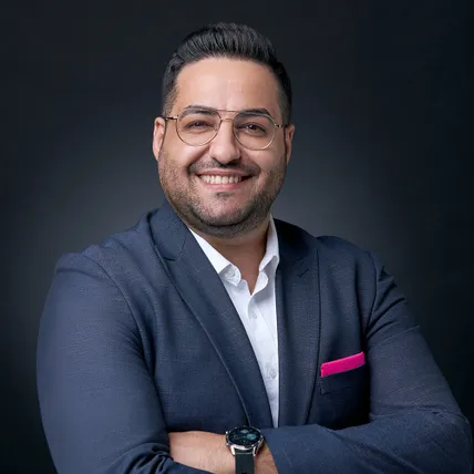 Ünal Abas